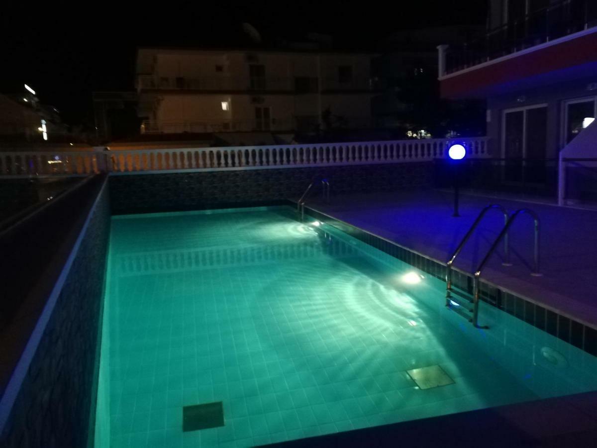 Milla Lux 3